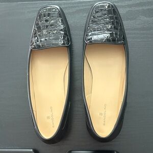 Bandolino Black Croc-Embossed Square Toe Loafers Size 9N
